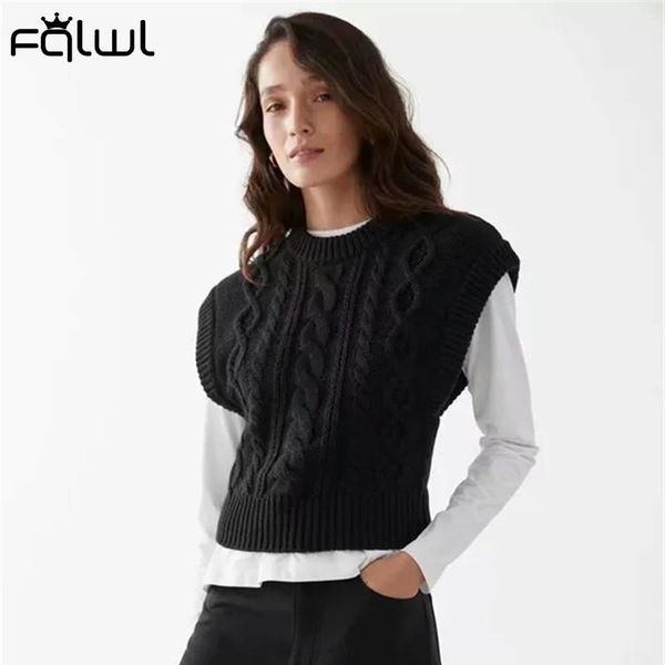 women's vests winter 2022 sweater vest women black o neck knitted warm female casual soft sweaters and pullovers ladies fashion, Black;white
women's vests winter 2022 sweater vest women black o neck knitted warm female casual soft sweaters and pullovers ladies fashion, Black;white
