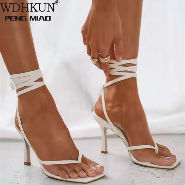 sandals 2021 summer women narrow band vintage square toe high heels cross strap thong v shape design shoes, Black
sandals 2021 summer women narrow band vintage square toe high heels cross strap thong v shape design shoes, Black