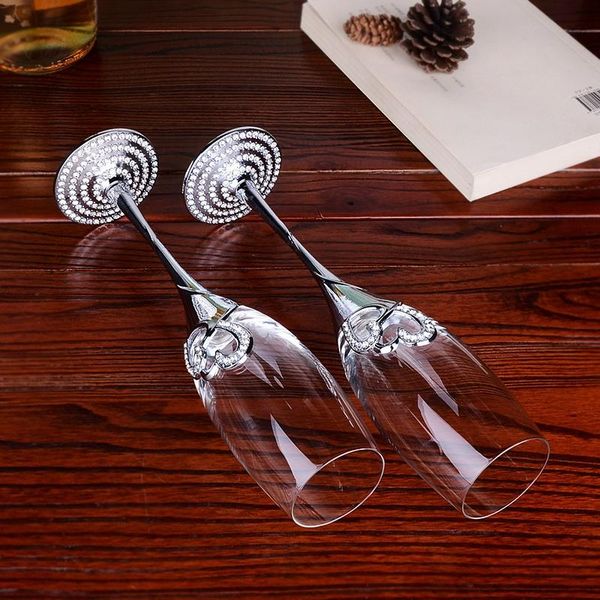 hip flasks 300ml creative lead-crystal champagne cup goblet, wine glass couple for high-end wedding gifts
hip flasks 300ml creative lead-crystal champagne cup goblet, wine glass couple for high-end wedding gifts