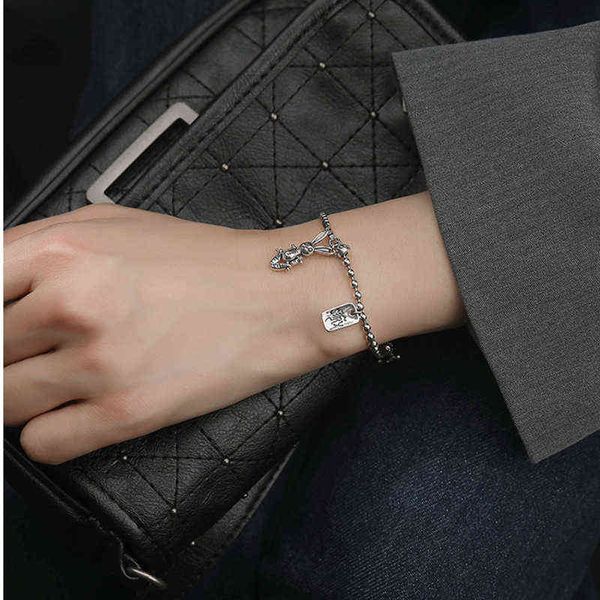 2021 trend vintage punk alloy bracelet korean fashion personality rabbit hip hop on hand for women party jewelry gift, Golden;silver
2021 trend vintage punk alloy bracelet korean fashion personality rabbit hip hop on hand for women party jewelry gift, Golden;silver