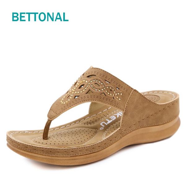 bettonal rhinestone flip flop women shoes wedge slippers 2021 summer soft big size 41 42 woman slides sandals ladies female, Black
bettonal rhinestone flip flop women shoes wedge slippers 2021 summer soft big size 41 42 woman slides sandals ladies female, Black