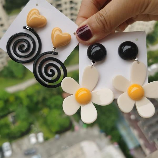 dangle & chandelier jewelry for women flowers acrylic fashion earring long korean retro yellow black earrings resin boho cute, Silver
dangle & chandelier jewelry for women flowers acrylic fashion earring long korean retro yellow black earrings resin boho cute, Silver