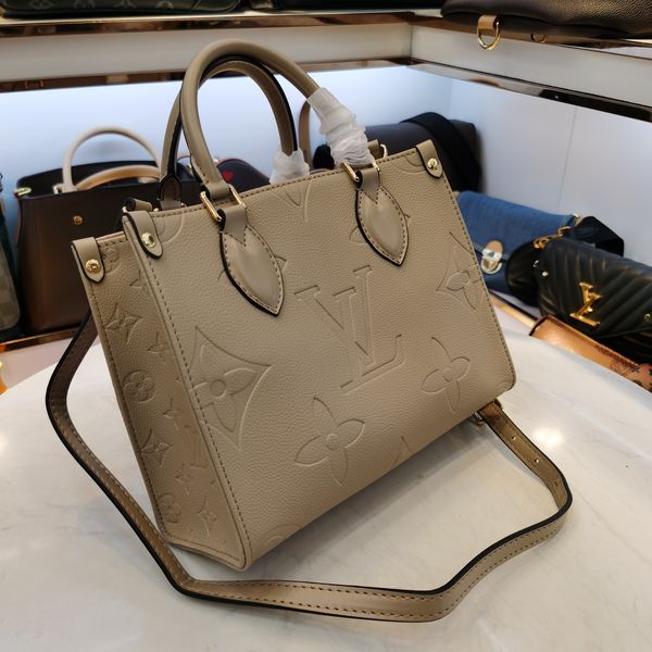 2021 louis vuitton new handbag luxury retro classic brand black shopping bag leather large capacity lady shoulder bags
2021 louis vuitton new handbag luxury retro classic brand black shopping bag leather large capacity lady shoulder bags