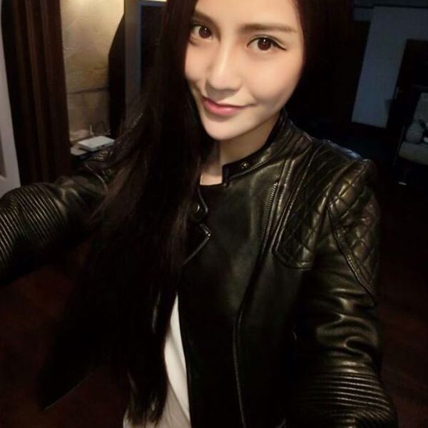 2021 spring autumn female stand collar long-sleeved zipper slim black argyle minimalist short pu leather coat 8y749, Black;brown
2021 spring autumn female stand collar long-sleeved zipper slim black argyle minimalist short pu leather coat 8y749, Black;brown
