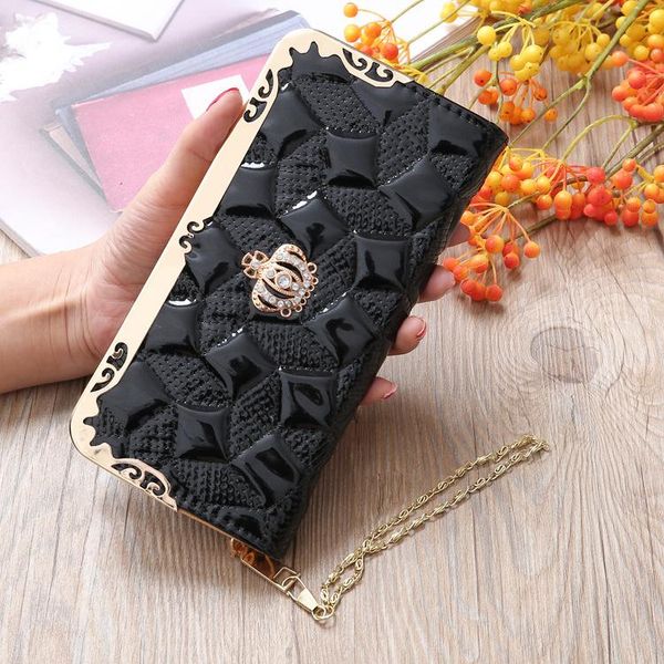 wallets korean version pineapple embroidered leather wallet long lady's crown purse, Red;black
wallets korean version pineapple embroidered leather wallet long lady's crown purse, Red;black