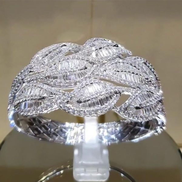 wedding rings european and american -selling jewelry fashionable hollow fresh leaf inlaid ladies ring whole sale luxury, Slivery;golden
wedding rings european and american -selling jewelry fashionable hollow fresh leaf inlaid ladies ring whole sale luxury, Slivery;golden