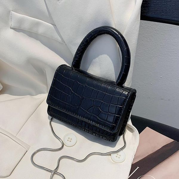 evening bags niche design premium bag 2021 female autumn chain retro messenger mini square width: 13cm 
evening bags niche design premium bag 2021 female autumn chain retro messenger mini square width: 13cm