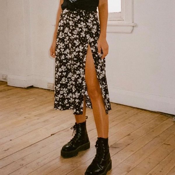 skirts summer leopard print skirt women split high waist floral tight open beach wraps casual slit flower clothes, Black
skirts summer leopard print skirt women split high waist floral tight open beach wraps casual slit flower clothes, Black