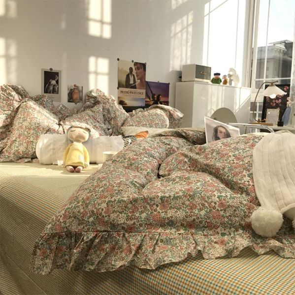 elegant romantic floral bedding set,cotton retro flower ruffled twin full home textile bed sheet pillow case duvet cover
elegant romantic floral bedding set,cotton retro flower ruffled twin full home textile bed sheet pillow case duvet cover