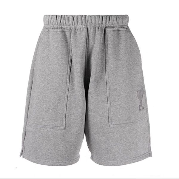 men's shorts novelty 2021 high luxury men's mcqueen embroidered heart comfortable classic beach skateboarding shorts informal cott, White;black
men's shorts novelty 2021 high luxury men's mcqueen embroidered heart comfortable classic beach skateboarding shorts informal cott, White;black