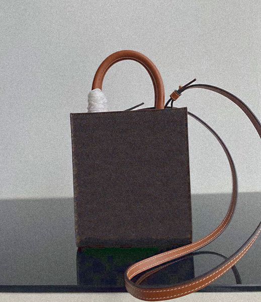 2021 spring summer crazy sales fashion c brand luxury shoulder bag handbags cabas triomphe letter vintage mini handbag designer totes delive
2021 spring summer crazy sales fashion c brand luxury shoulder bag handbags cabas triomphe letter vintage mini handbag designer totes delive