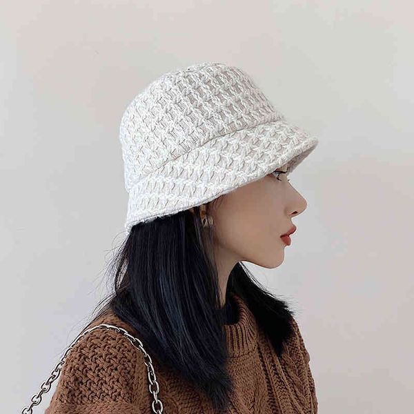 irregular brim small fragrance style tweed fisherman's hat white female autumn and winter versatile basin fashion, Blue;gray
irregular brim small fragrance style tweed fisherman's hat white female autumn and winter versatile basin fashion, Blue;gray