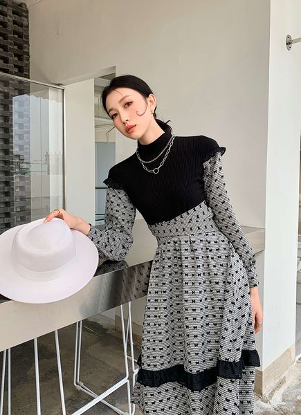 2021 new vintage winter sleeve knitted midi women turtleneck black butterfly patchwork tunic ladies long 9860, Black;gray
2021 new vintage winter sleeve knitted midi women turtleneck black butterfly patchwork tunic ladies long 9860, Black;gray