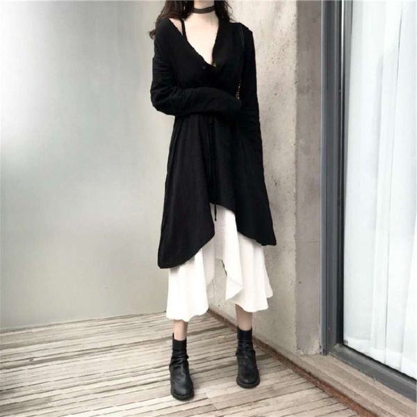 light luxury mm women's new fat 2020 chiffon early spring large and autumn foreign style age reducing dress two piece suit, Black;gray
light luxury mm women's new fat 2020 chiffon early spring large and autumn foreign style age reducing dress two piece suit, Black;gray