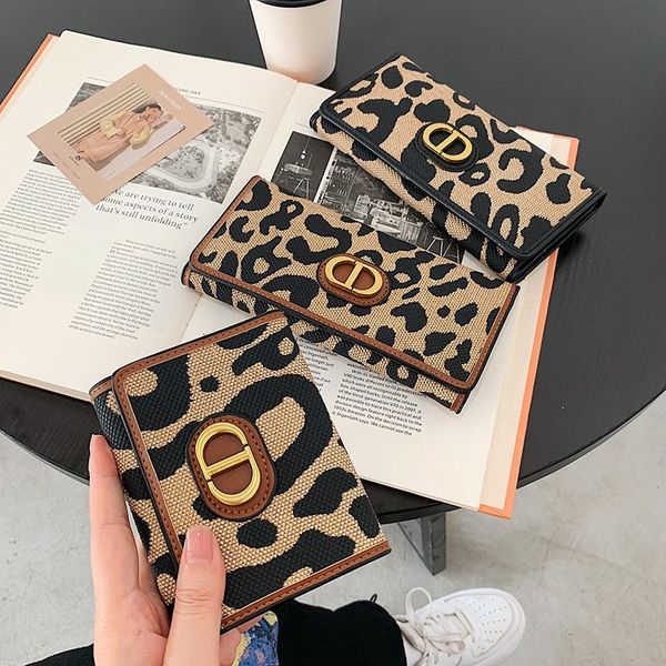 70% off purse leopard print fashion small wallet girls' buckle folding long wallet handbag, Red;black
70% off purse leopard print fashion small wallet girls' buckle folding long wallet handbag, Red;black