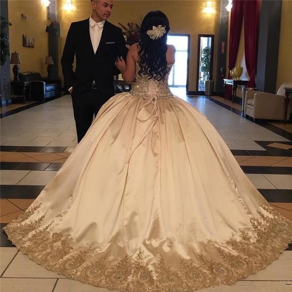 luxury 2021 new champagne lace sweet 16 quinceanera es ball gown crystals satin masquerade vestidos 15 anos prom gowns 6xqv, Black
luxury 2021 new champagne lace sweet 16 quinceanera es ball gown crystals satin masquerade vestidos 15 anos prom gowns 6xqv, Black