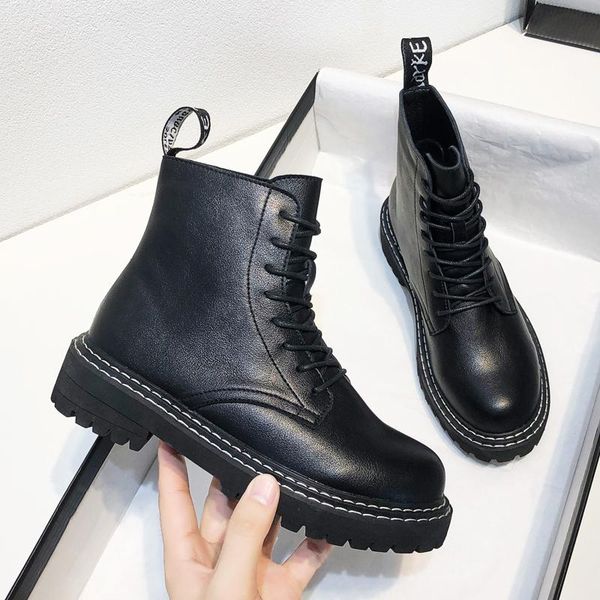 boots 2021 winter shoes women round toe flats black pu leather platform woman female botas mujer hembra 35-40
boots 2021 winter shoes women round toe flats black pu leather platform woman female botas mujer hembra 35-40