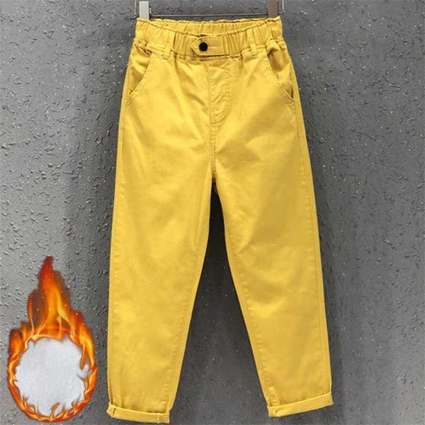 5xl 6xl korean winter autumn women's harem pants casual cotton fleece jeans elastic waist black warm denim capri for women 211118, Black;white
5xl 6xl korean winter autumn women's harem pants casual cotton fleece jeans elastic waist black warm denim capri for women 211118, Black;white