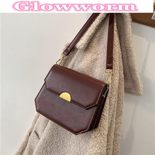 cross body simple retro solid color shoulder messenger bag 
cross body simple retro solid color shoulder messenger bag