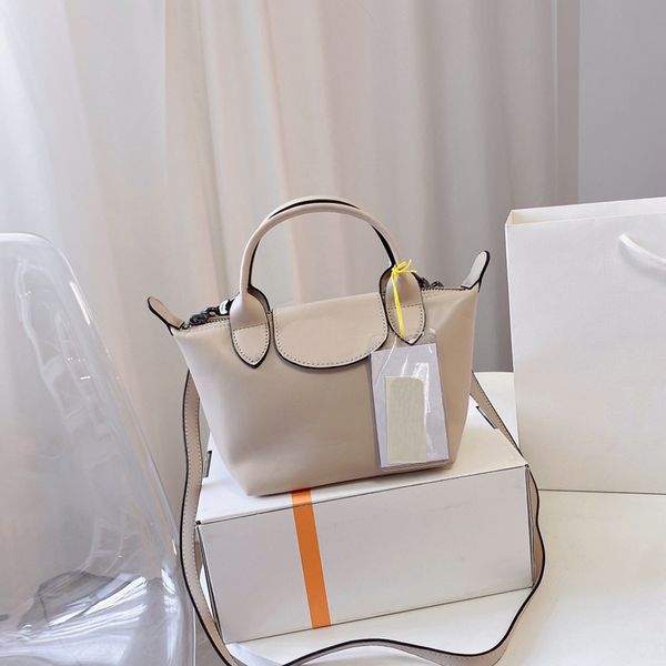 designer handbags luxury shoulder bags tote bag genuine leather different colors fashion brand various styles luxurious bags
designer handbags luxury shoulder bags tote bag genuine leather different colors fashion brand various styles luxurious bags