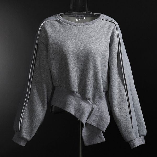 asymmetrical casual sweatshirt for women o neck long sleeve irregular hem gray sweatshirts female fashion new 2021, Black
asymmetrical casual sweatshirt for women o neck long sleeve irregular hem gray sweatshirts female fashion new 2021, Black