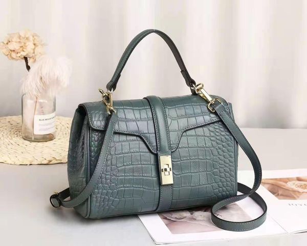 shopping bag tote handbag lady wrist wallet multi function purse fashion girl office holiday leisure package women shoulder bags
shopping bag tote handbag lady wrist wallet multi function purse fashion girl office holiday leisure package women shoulder bags