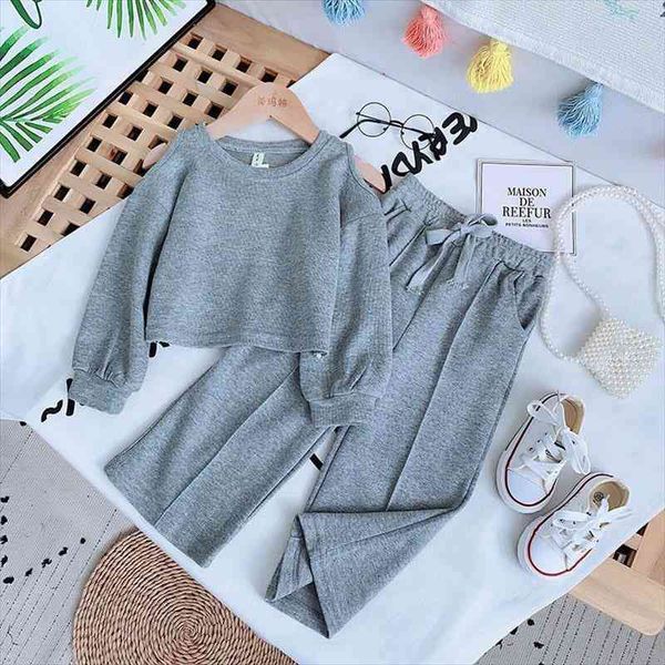 90-160 cm spring autumn girls casual suit baby kids children sports clothing set 2pcs, White
90-160 cm spring autumn girls casual suit baby kids children sports clothing set 2pcs, White