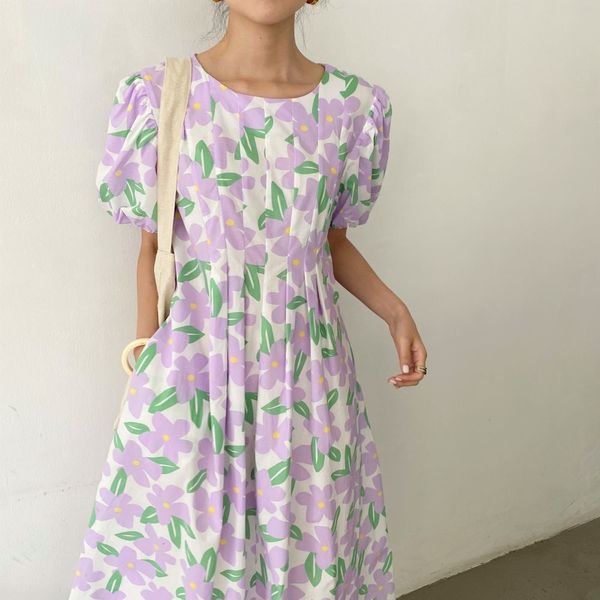 casual dresses 2021 women summer round collar folds long floral dress puff sleeve slim waist a-line midi sundress 32r1, Black;gray
casual dresses 2021 women summer round collar folds long floral dress puff sleeve slim waist a-line midi sundress 32r1, Black;gray