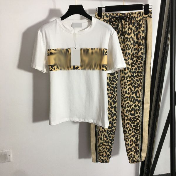 301 2022 summer runway dress yellow flora print panelled crew neck white black long pants brand same style two piece sets fulaolan
301 2022 summer runway dress yellow flora print panelled crew neck white black long pants brand same style two piece sets fulaolan