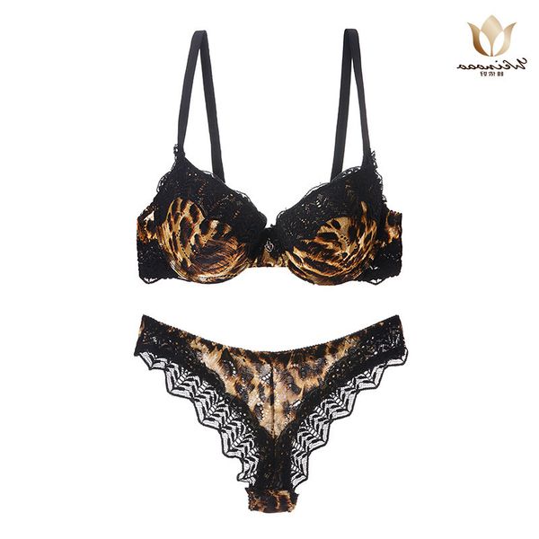 women's large size bra gathered on the collection of sub breast middle model cup leopard print underwear set, Red;black
women's large size bra gathered on the collection of sub breast middle model cup leopard print underwear set, Red;black