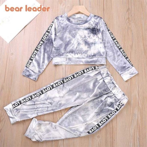 bear leader letter children clothing set casual spring autumn golden velvet 2pcs set kids tracksuit for girls boys clothing sets 220118, White
bear leader letter children clothing set casual spring autumn golden velvet 2pcs set kids tracksuit for girls boys clothing sets 220118, White