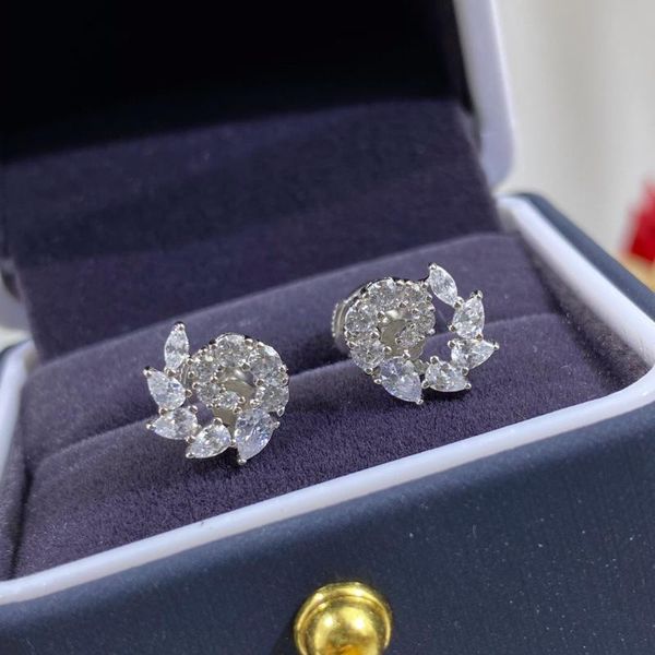 stud trendy 100% 925 sterling silver pear created moissanite gemstone wedding engagment spin full diamond earrings fine jewelry, Golden;silver
stud trendy 100% 925 sterling silver pear created moissanite gemstone wedding engagment spin full diamond earrings fine jewelry, Golden;silver