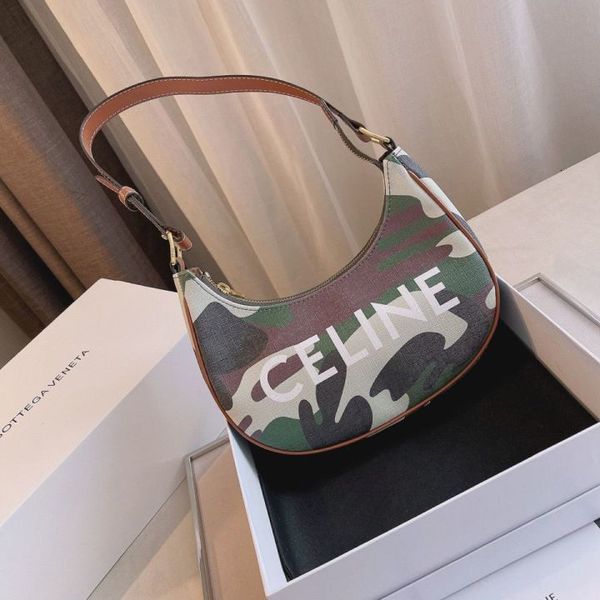 single shoulder women's 2021 new tote net red shopping large capacity mommy bag
single shoulder women's 2021 new tote net red shopping large capacity mommy bag