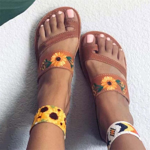 slippers ladies 2021 summer fashion small fresh ethnic style embroidered women shoes flip-flops wedges female, Black
slippers ladies 2021 summer fashion small fresh ethnic style embroidered women shoes flip-flops wedges female, Black