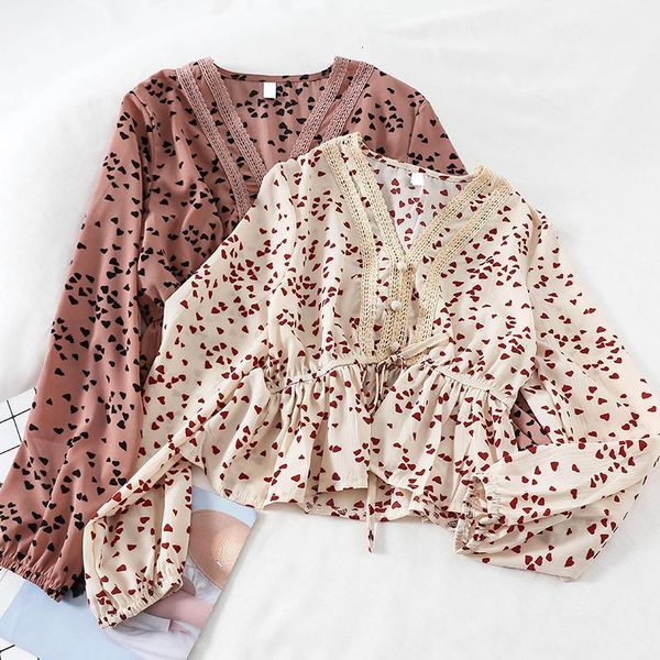 heart print chiffon blusa women 2021 blow mango with decont on v summer shirt female plumbing d193 streetwear chic elegant coats xfih, White;black
heart print chiffon blusa women 2021 blow mango with decont on v summer shirt female plumbing d193 streetwear chic elegant coats xfih, White;black