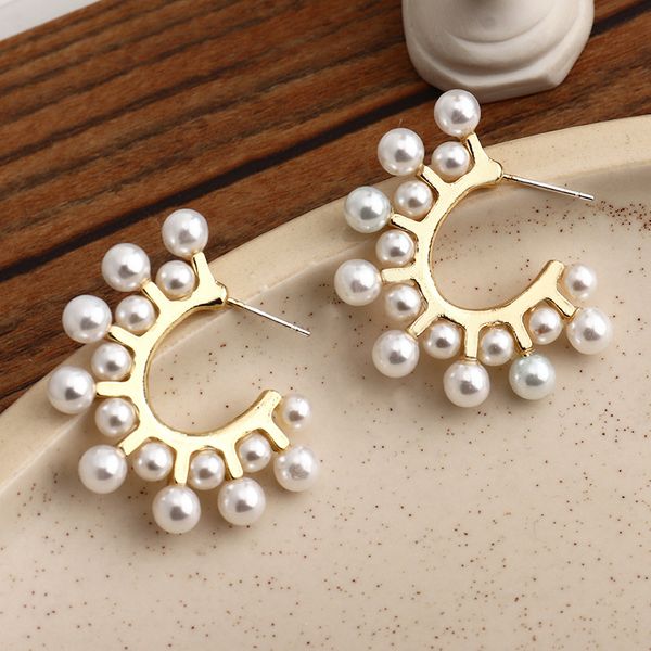 ez3353 fashion jewelry temperament super fairy metal pearl c-type versatile earrings, Silver
ez3353 fashion jewelry temperament super fairy metal pearl c-type versatile earrings, Silver