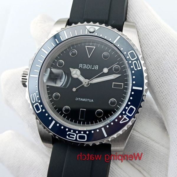 luxury 40mm men's watch black sterile dial ceramic bezel solid rubber strap automatic movement w2882, Slivery;brown
luxury 40mm men's watch black sterile dial ceramic bezel solid rubber strap automatic movement w2882, Slivery;brown