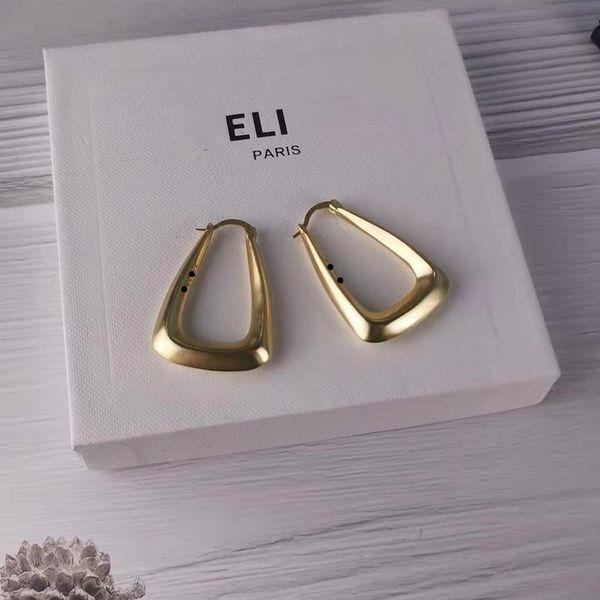 special offer 70% off new celi style u-shaped heavy industry earrings with advanced temperament and cold wind earrings, Golden;silver
special offer 70% off new celi style u-shaped heavy industry earrings with advanced temperament and cold wind earrings, Golden;silver