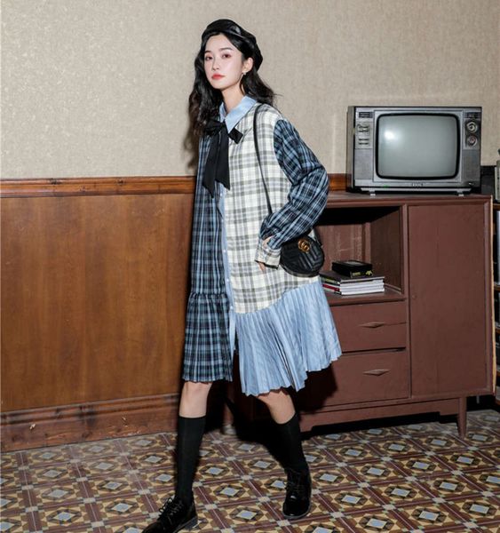 plaid pleated skirt and winter long sleeves show thin cover autumn dress, Black;gray
plaid pleated skirt and winter long sleeves show thin cover autumn dress, Black;gray