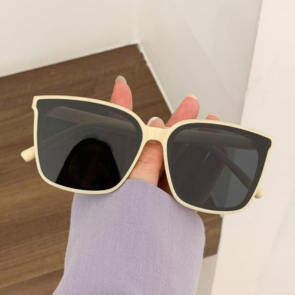 sunglasses 2021 special offer retro square big face slimming fashion street shooting anti-ultraviolet women trendy must-have, White;black
sunglasses 2021 special offer retro square big face slimming fashion street shooting anti-ultraviolet women trendy must-have, White;black