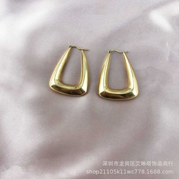 fashion designer new jewelry french simple celli geometric exaggeration advanced sense earrings femininity glossy, Golden
fashion designer new jewelry french simple celli geometric exaggeration advanced sense earrings femininity glossy, Golden