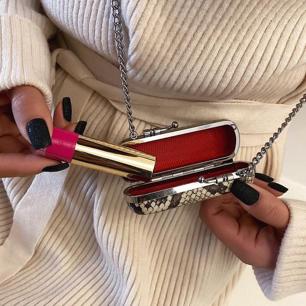cosmetic bags & cases lipstick bag mini female chain snakeskinbarrel-shaped serpentine stripe fashion party shopping gift model special 2021
cosmetic bags & cases lipstick bag mini female chain snakeskinbarrel-shaped serpentine stripe fashion party shopping gift model special 2021