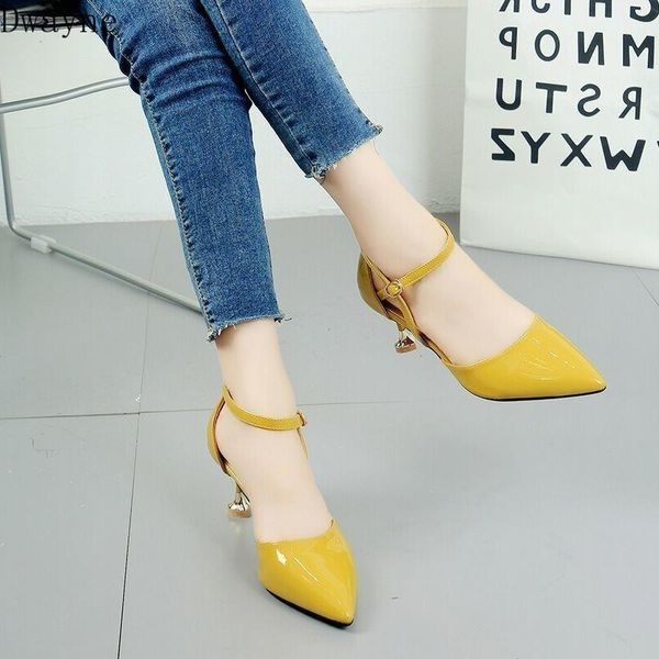 dress shoes high-heeled women's fine with pointed 2021 hollow shallow mouth single, Black
dress shoes high-heeled women's fine with pointed 2021 hollow shallow mouth single, Black
