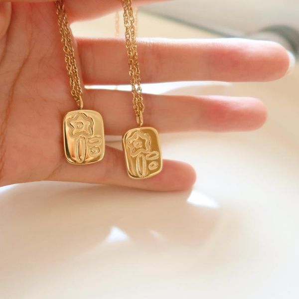 pendant necklaces fashion beautiful tong qu small flower necklace lovely party card in europe and the titanium steel feeling restori, Silver
pendant necklaces fashion beautiful tong qu small flower necklace lovely party card in europe and the titanium steel feeling restori, Silver