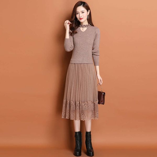 long wool skirt over the knee spring 2021 new lace slim bottomed shirt women's knitted dress with coat, Black;gray
long wool skirt over the knee spring 2021 new lace slim bottomed shirt women's knitted dress with coat, Black;gray
