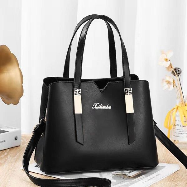 evening bags dl162-22 autumn and winter ladies handbags large capacity shoulder messenger handbag
evening bags dl162-22 autumn and winter ladies handbags large capacity shoulder messenger handbag