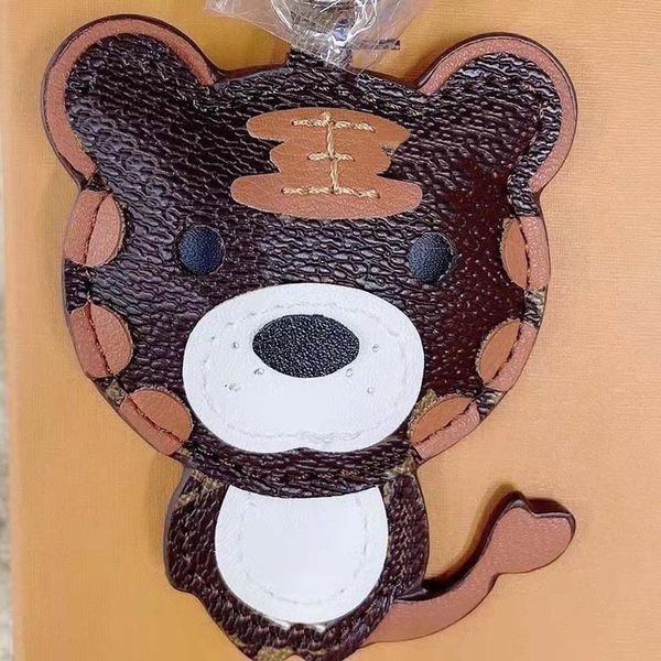 designer animal keychains pu leather animal bag pendant charm girls cars keyrings chains holder women key ring jewelry with gift box, Silver
designer animal keychains pu leather animal bag pendant charm girls cars keyrings chains holder women key ring jewelry with gift box, Silver