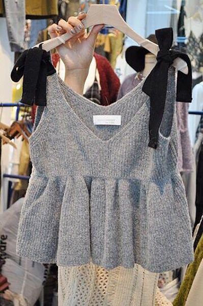 knitted tank jersey for woman 2021 autumn and winter new solid color with low-v knit tightrope, loose-fitting waistcoat 4z6d, White
knitted tank jersey for woman 2021 autumn and winter new solid color with low-v knit tightrope, loose-fitting waistcoat 4z6d, White