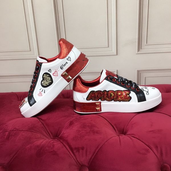new men women dad shoes casual shoes clear bubble bottom men sneakers black red old grandpa trainer chaussures 0303
new men women dad shoes casual shoes clear bubble bottom men sneakers black red old grandpa trainer chaussures 0303