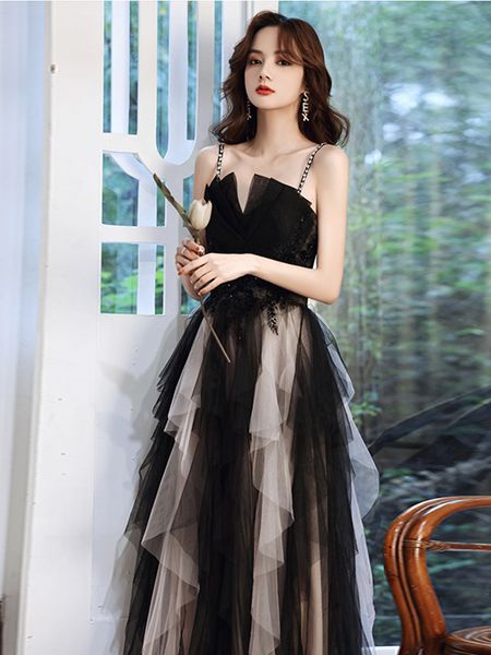 elegant beading appliques strapless ball gown evening dress fashion spaghetti strap backless slim lange jurk pshoot dress, Black;red
elegant beading appliques strapless ball gown evening dress fashion spaghetti strap backless slim lange jurk pshoot dress, Black;red